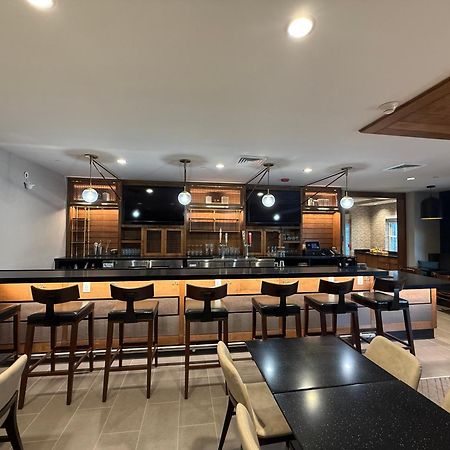 Four Points By Sheraton Bedford Manchester Airport المظهر الخارجي الصورة